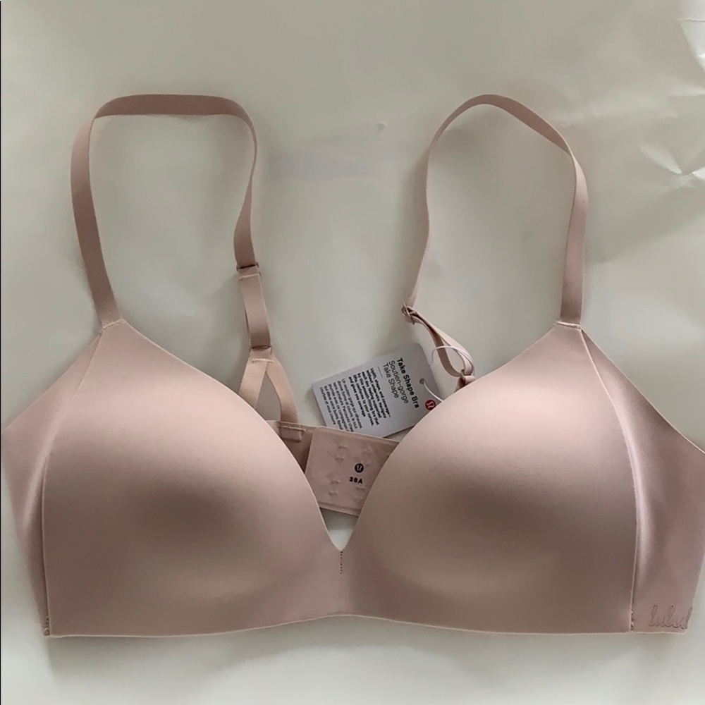Lululemon Take Shape wireless bra